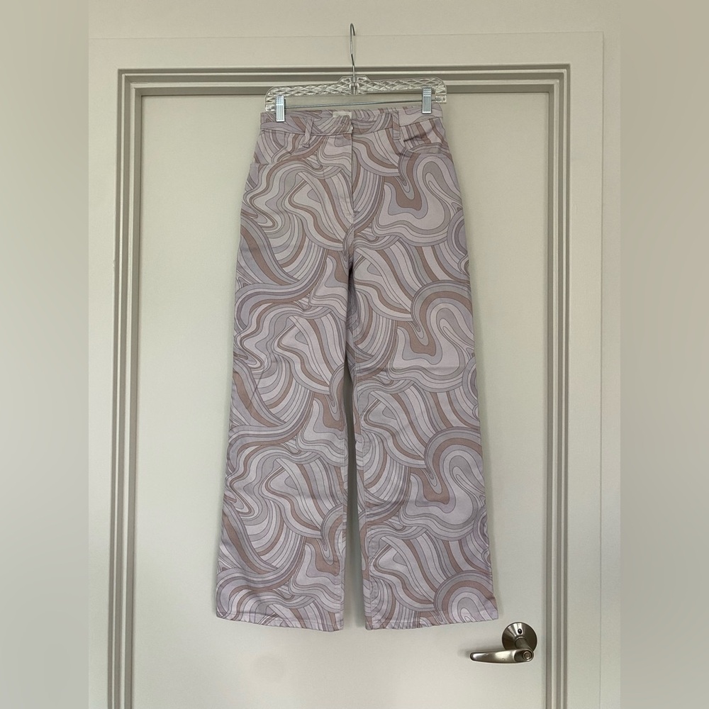 Patterned Aritzia Pants